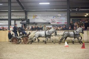 Messen slijpen op menavond Wierden