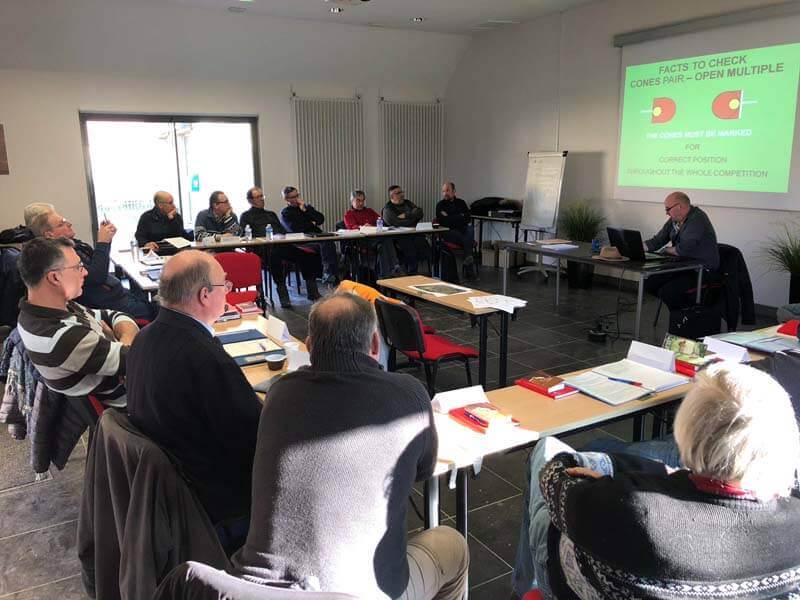 Johan Jacobs schoolt Franse parcoursbouwers bij