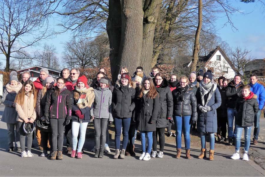 Jugendlichen treffen sich in Warendorf