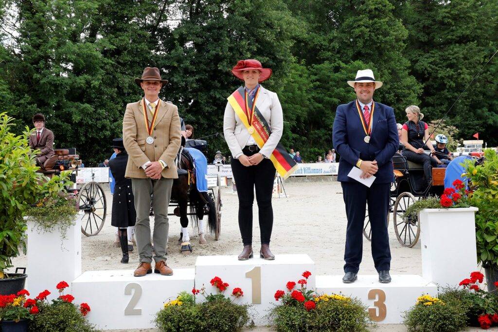 DM Zweispänner: Gold für Anna Sandmann und Steffen Brauchle